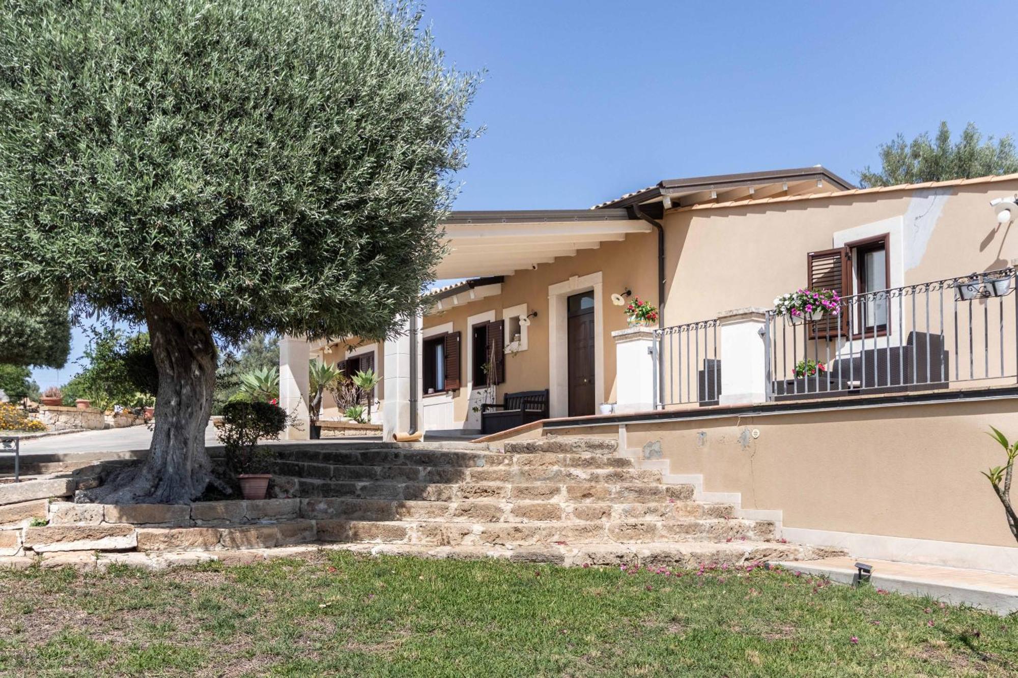 Villa Badessa 노토 외부 사진